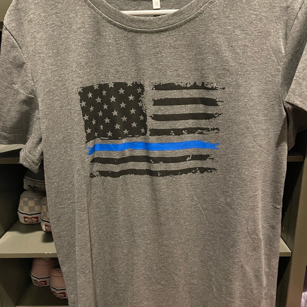 Flag tee